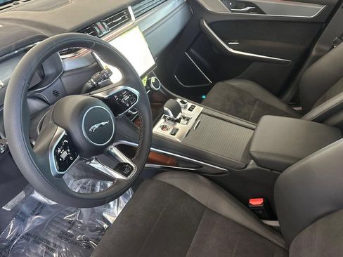 New 2026 Jaguar F-PACE SVR 575 Edition AWD/4WD image 4
