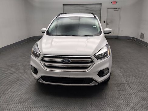 Used 2018 Ford Escape SE FWD image 15