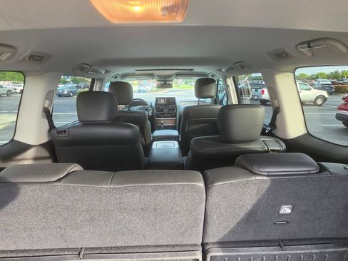 Used 2023 Nissan Armada SL w/ Captain's Chairs Package RWD image 13