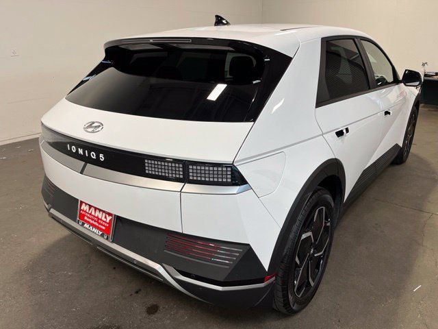 Used 2024 Hyundai Ioniq 5 SEL RWD image 3