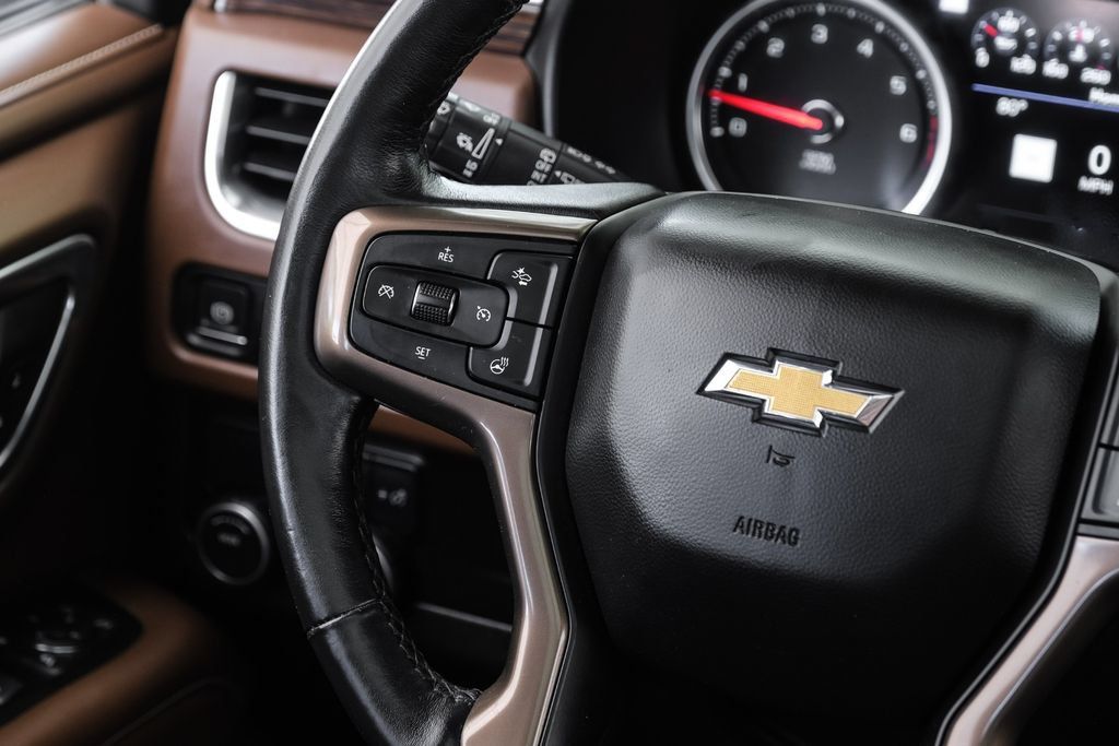 Used 2021 Chevrolet Suburban High Country RWD image 15
