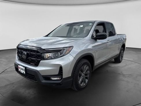 Used 2024 Honda Ridgeline Sport image 6