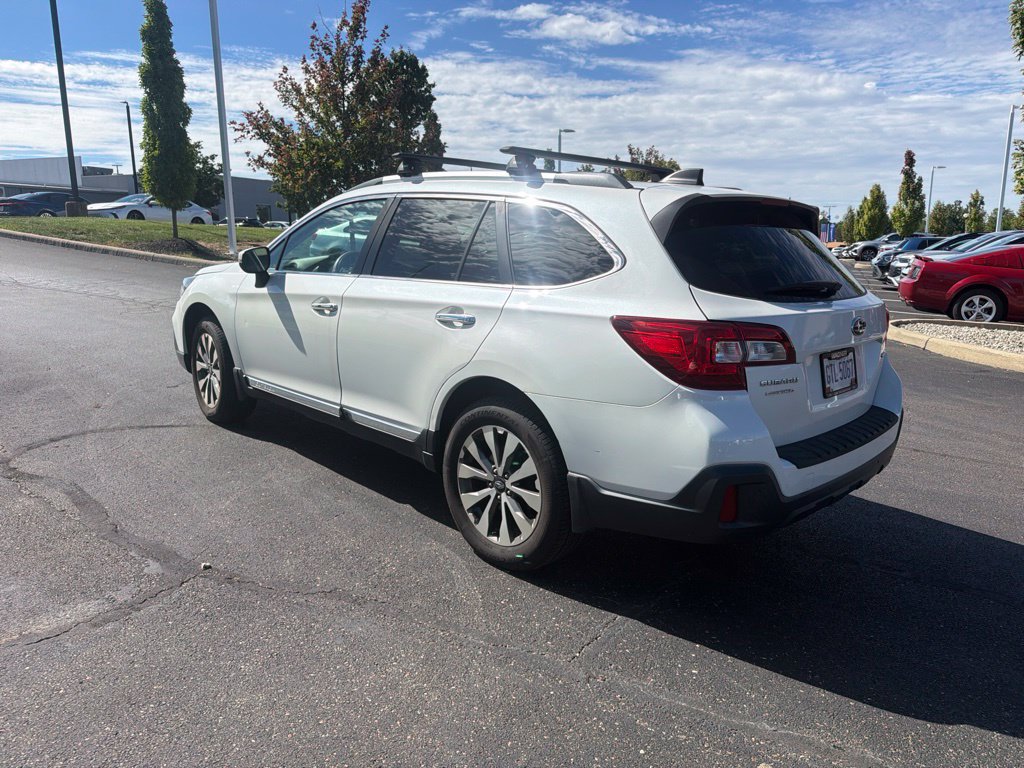 Used 2019 Subaru Outback 2.5i Touring w/ Popular Package #3A AWD/4WD image 16