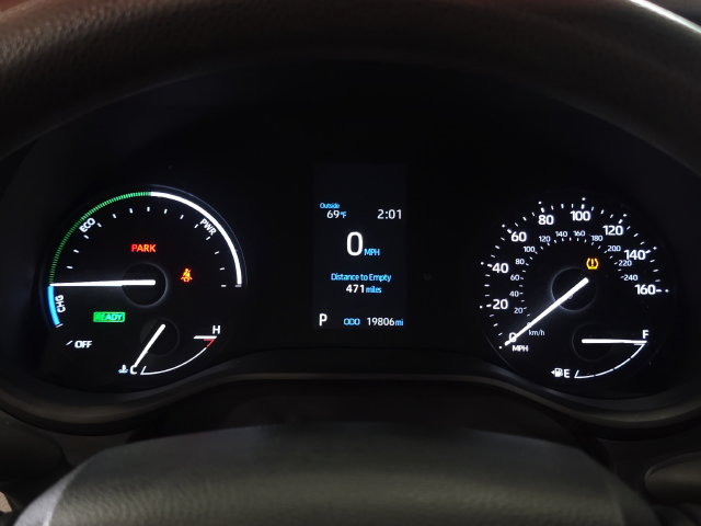 Used 2024 Toyota Sienna LE FWD image 17