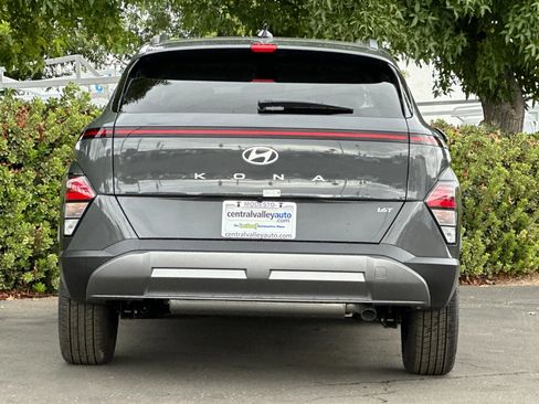 New 2026 Hyundai Kona SEL Premium image 5