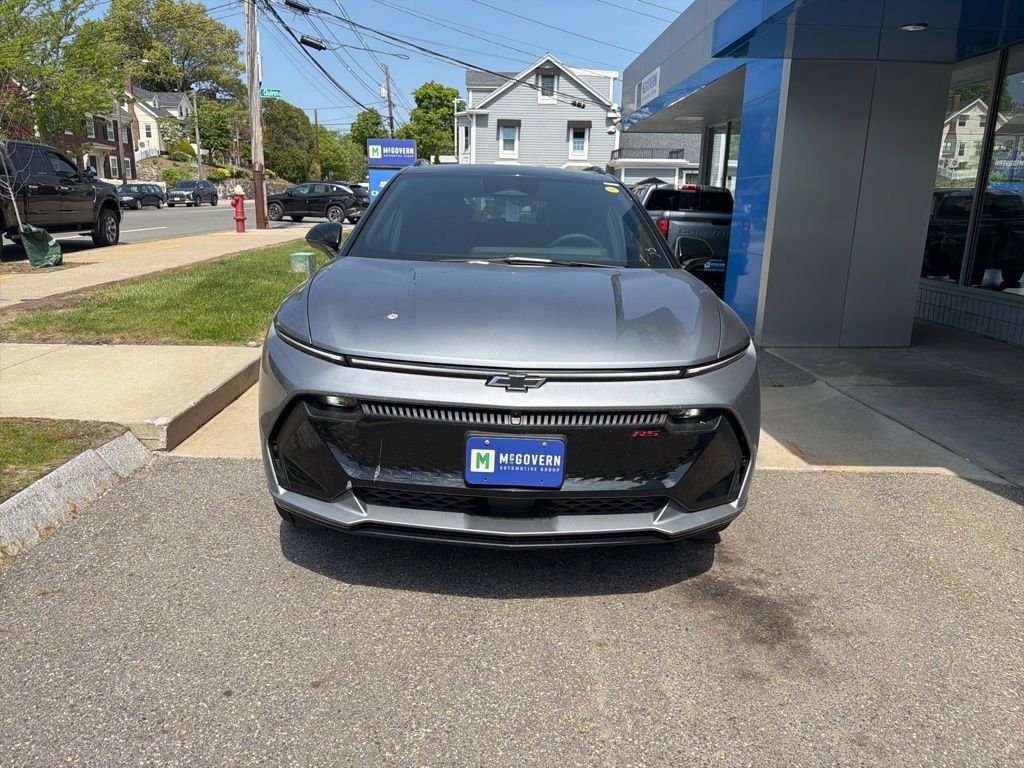 New 2026 Chevrolet Equinox EV RS AWD/4WD image 8