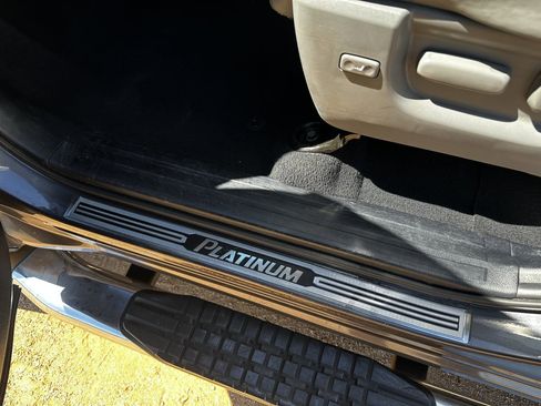 Used 2013 Toyota Tundra Platinum image 20