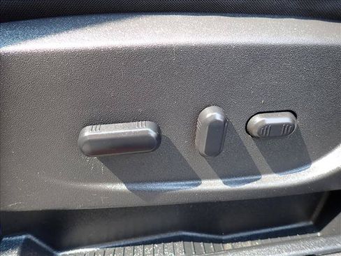 Used 2015 Ford Escape SE AWD/4WD image 10