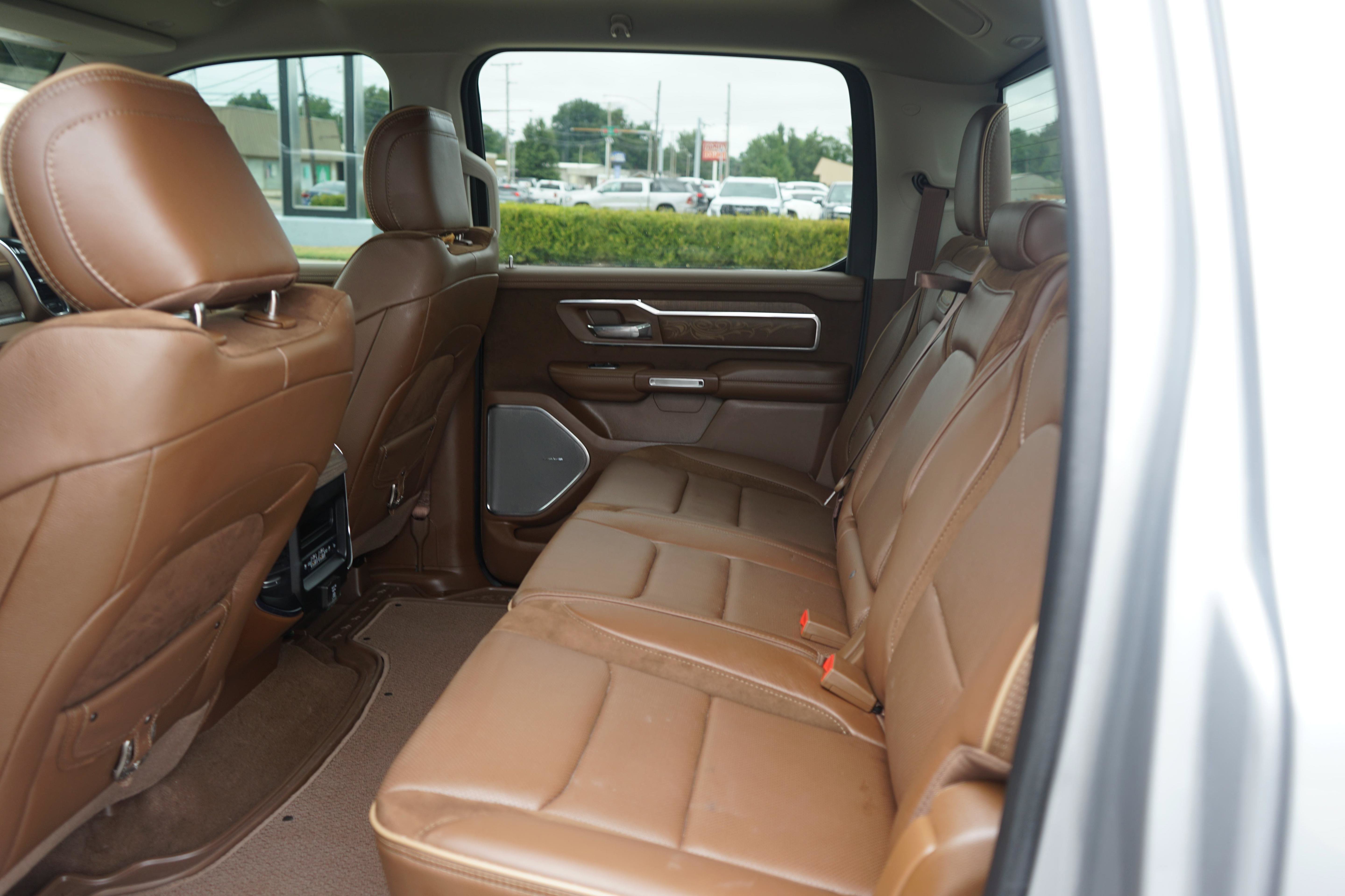Used 2024 RAM 1500 Limited AWD/4WD image 19