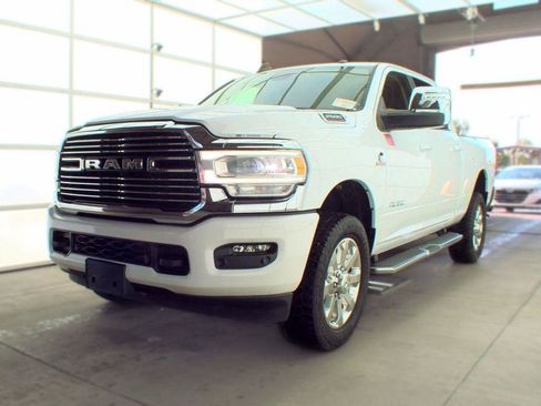 Used 2023 RAM 2500 Laramie AWD/4WD image 4