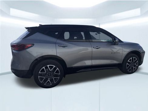 Used 2023 Chevrolet Blazer RS w/ Driver Confidence II Package image 8