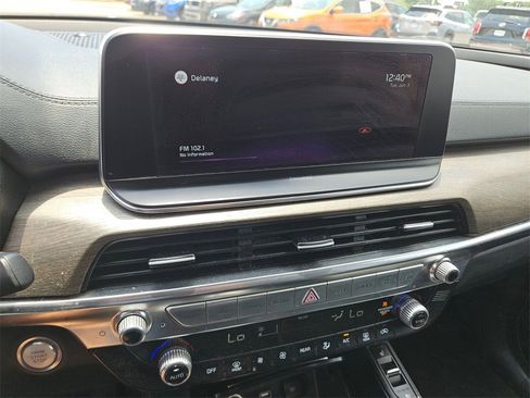 Used 2022 Kia Telluride EX w/ EX Premium Package image 22