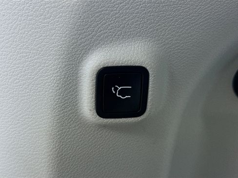 Used 2022 Jeep Cherokee Latitude Lux image 31