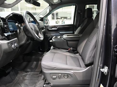 Used 2023 Chevrolet Silverado 1500 LT image 10