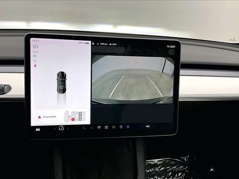 Used 2021 Tesla Model 3 Long Range image 24