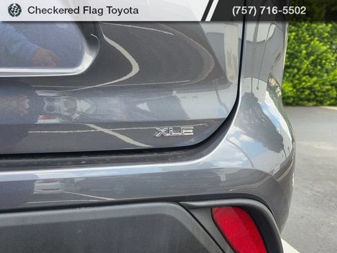 Used 2023 Toyota Highlander XLE FWD image 8