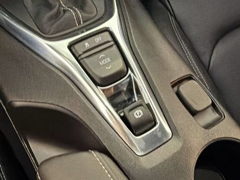 Used 2020 Chevrolet Camaro SS RWD image 17