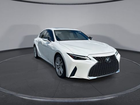 Used 2023 Lexus IS 300 w/ Comfort Package RWD image 8
