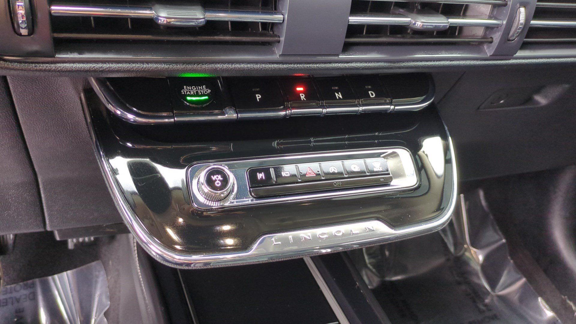 Used 2024 Lincoln Corsair FWD w/ Equipment Group 101A image 24