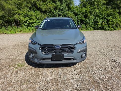 Used 2024 Subaru Crosstrek 2.0i Premium AWD/4WD image 2