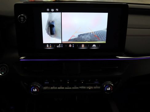 Certified 2024 Acura ZDX Type S AWD/4WD image 22