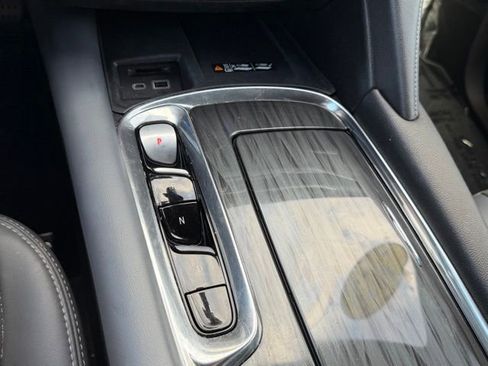 Used 2023 Buick Enclave Essence w/ LPO, Floor Liner Package FWD image 22