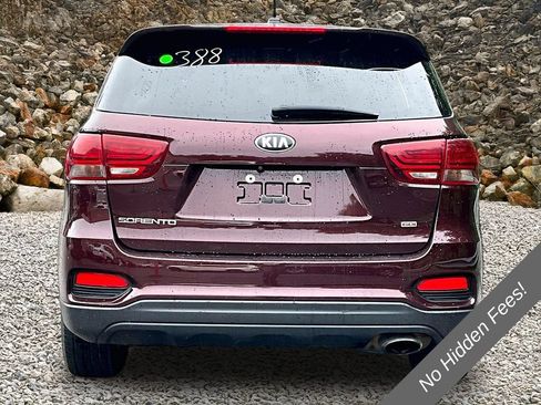 Used 2019 Kia Sorento AWD image 4