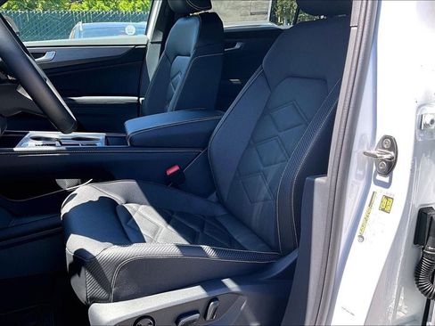 New 2026 Volkswagen Atlas Cross Sport SE AWD/4WD image 18