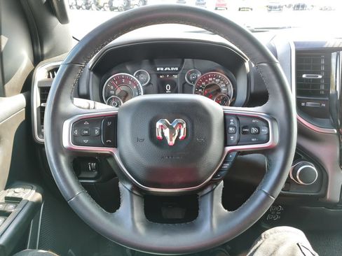 Used 2025 RAM 1500 Big Horn AWD/4WD image 21