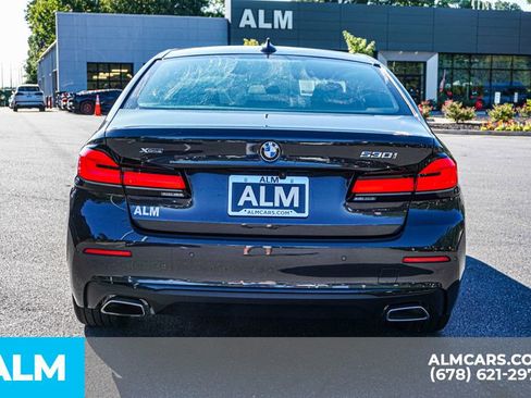 Used 2022 BMW 530i xDrive 530i xDrive w/ Convenience Package image 11
