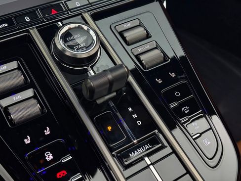 New 2026 Aston Martin V8 Vantage Convertible RWD image 25