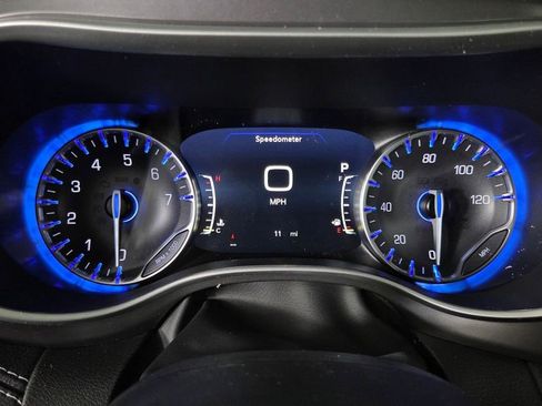 New 2026 Chrysler Pacifica Select image 21