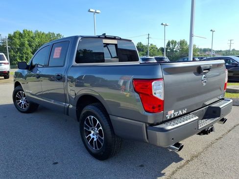 Certified 2022 Nissan Titan SV RWD image 16