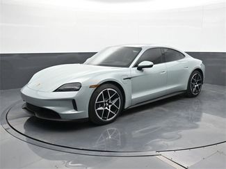 Used 2025 Porsche Taycan video 1
