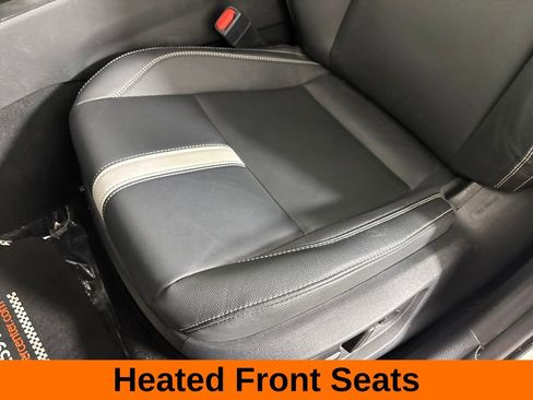 Used 2025 Toyota Camry SE w/ Convenience Package FWD image 11