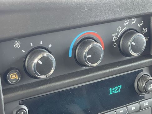 Used 2024 Chevrolet Express 2500 w/ Driver Convenience Package image 30