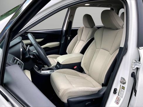 Used 2020 Subaru Ascent Premium w/ Convenience Package AWD/4WD image 20