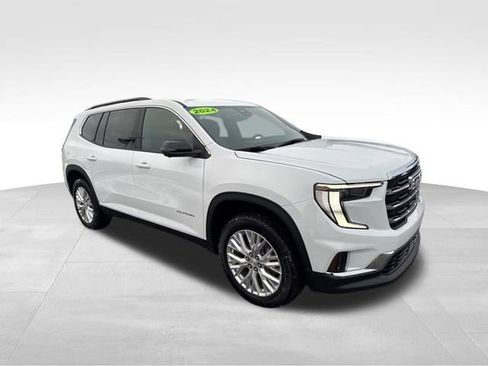 Used 2024 GMC Acadia Elevation image 3