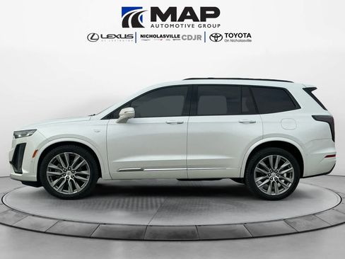 Used 2020 Cadillac XT6 Sport image 2