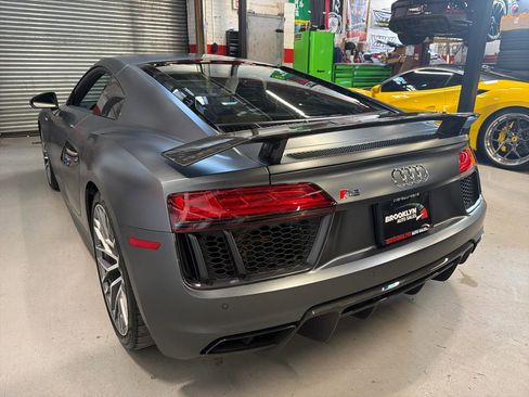 Used 2017 Audi R8 V10 plus image 8