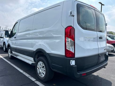 Used 2025 Ford Transit 250 Low Roof w/ Exterior Upgrade Package RWD image 4