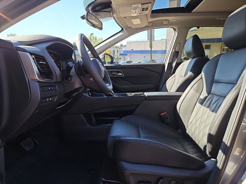 New 2026 Nissan Rogue Platinum w/ Platinum Premium Package image 10