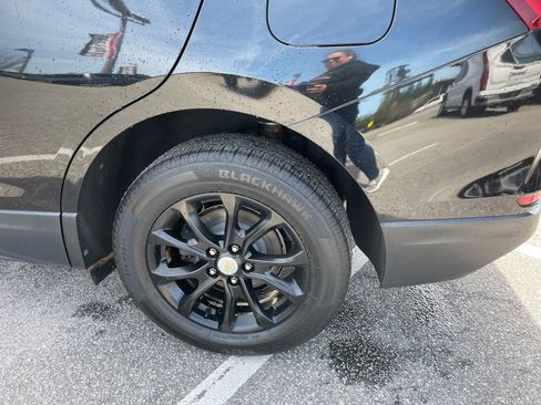 Used 2020 Chevrolet Equinox LT image 9