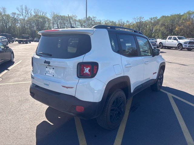 Used 2018 Jeep Renegade Trailhawk AWD/4WD image 10