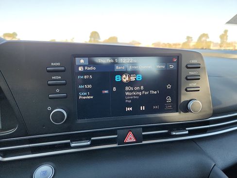 Used 2023 Hyundai Elantra SEL image 19