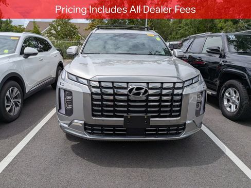 Used 2024 Hyundai Palisade Calligraphy AWD/4WD image 2