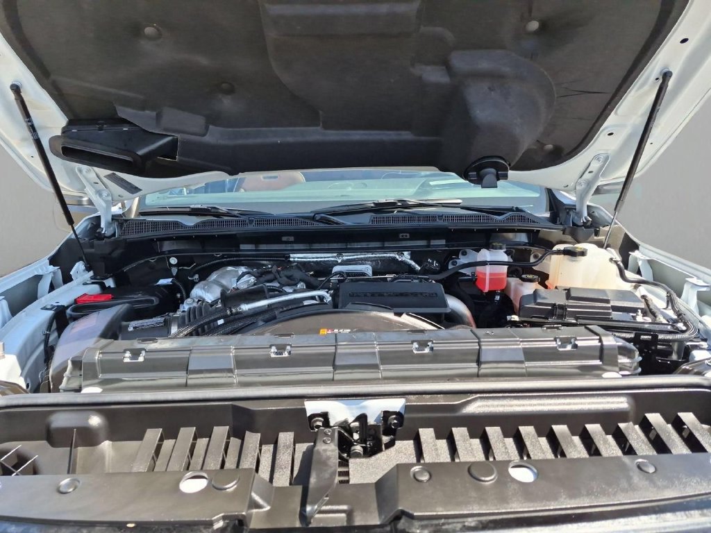 Certified 2025 GMC Sierra 3500 Denali Ultimate AWD/4WD image 29