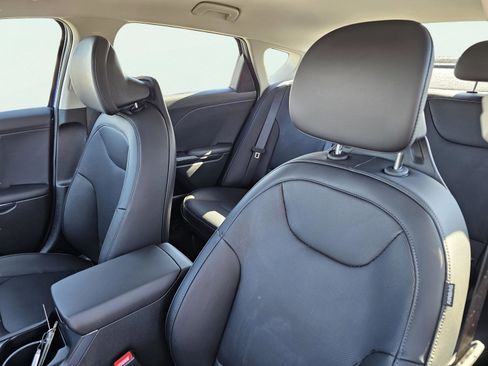 New 2026 Kia K4 EX image 17