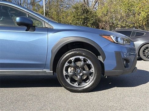Used 2023 Subaru Crosstrek 2.0i Premium image 9
