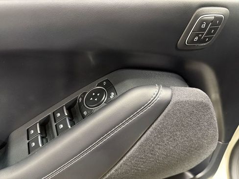 Used 2025 Ford Mustang Mach-E Premium image 15